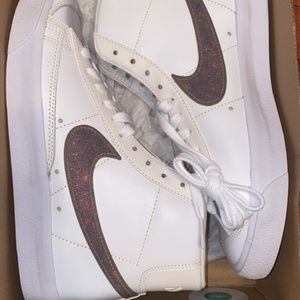 Nike Blazer 77’ White Holographic Sparkle Swoosh RARE